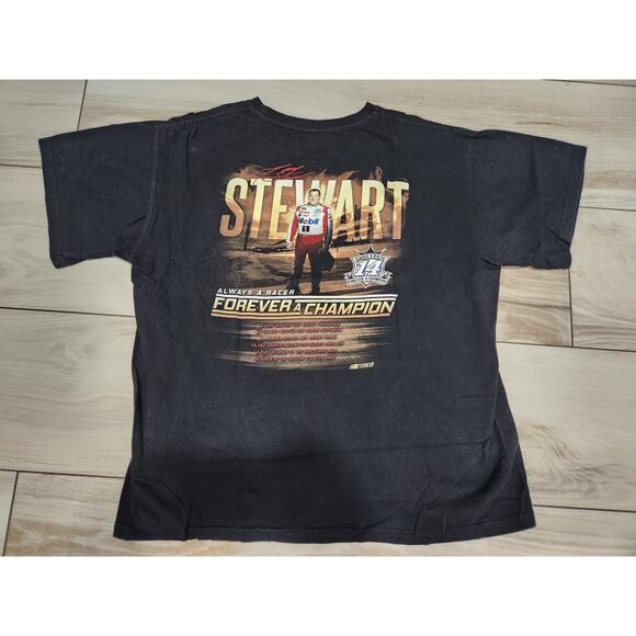 Vtg Tony Stewart #14 NASCAR Stewart-Haas Racing Mobil 1 One Tshirt Size L - Picture 3 of 4